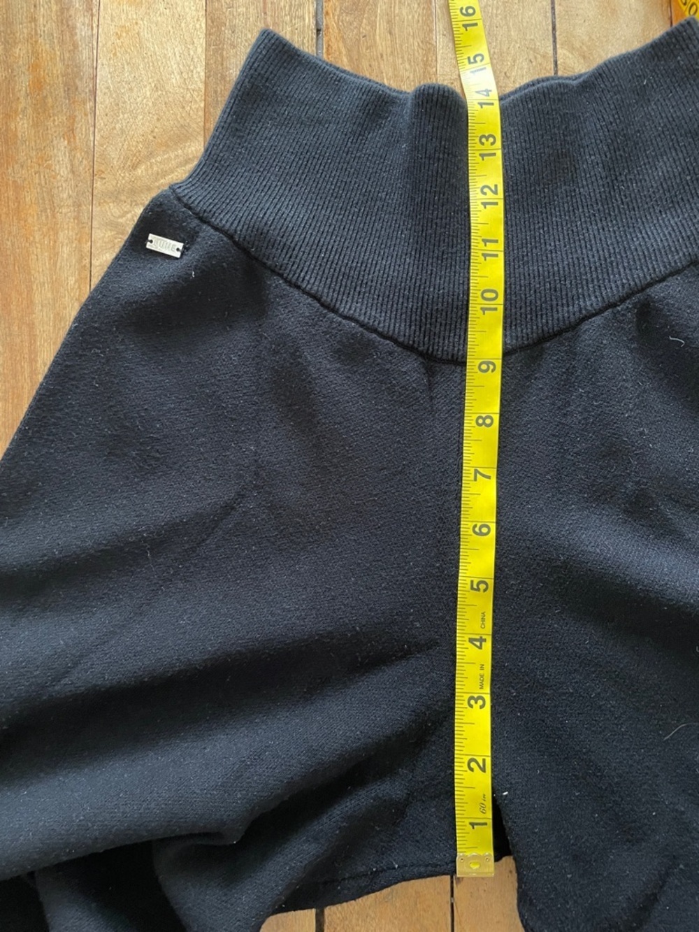 Lune Active OLLY high waisted knit pants-Medium - Picture 7 of 8